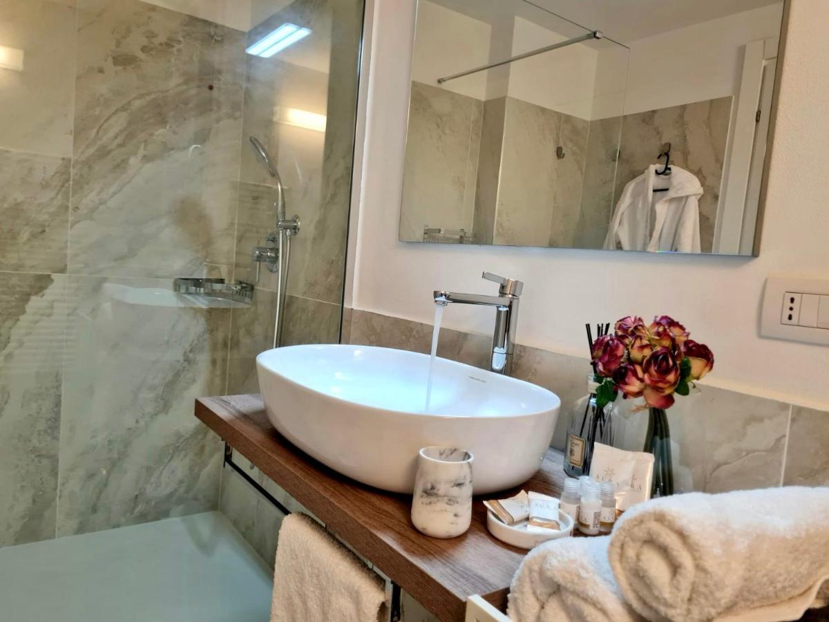 Alma Garda Home Sirmione Kültér fotó